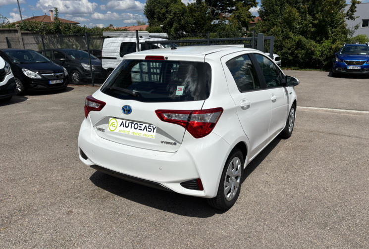 Toyota Yaris PRO 100H FRANCE BUSINESS