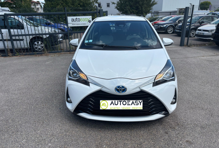 Toyota Yaris PRO 100H FRANCE BUSINESS