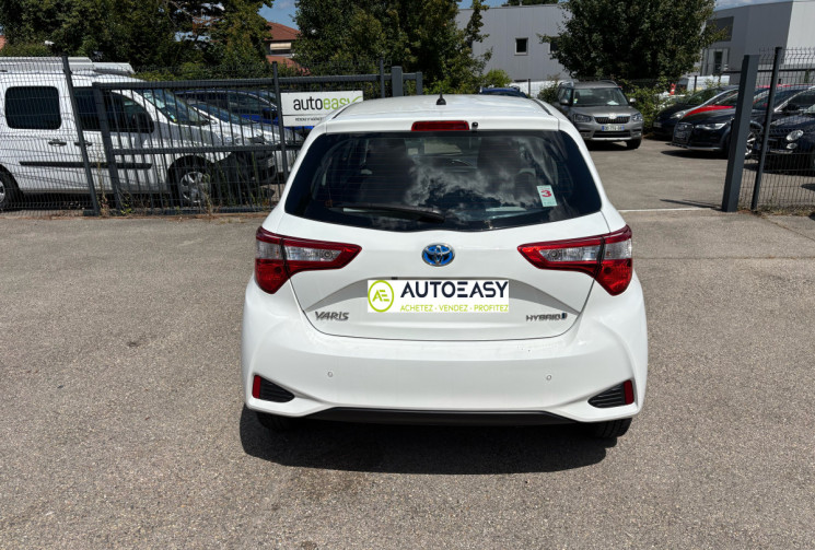 Toyota Yaris PRO 100H FRANCE BUSINESS