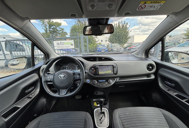 Toyota Yaris PRO 100H FRANCE BUSINESS