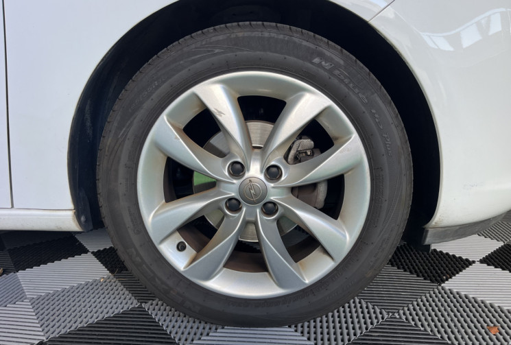 Opel Adam Unlimited 1.4 Twinport 87ch Start/Stop (Première main)