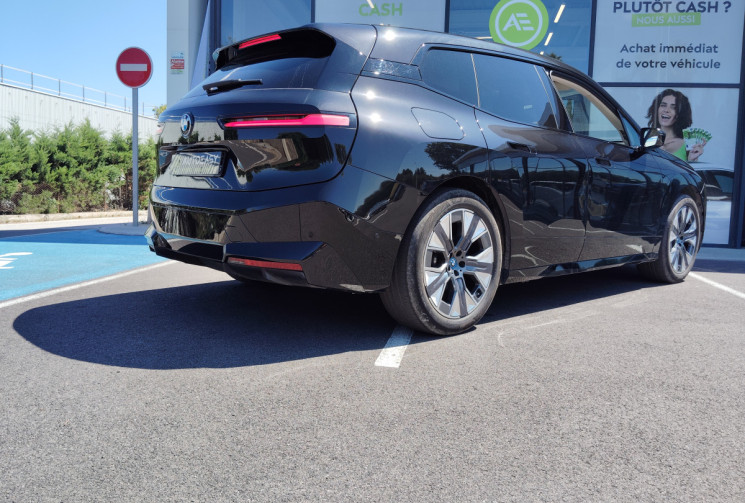 BMW iX iX I (I20) phase 1