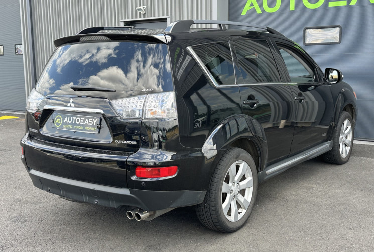 Mitsubishi OUTLANDER 2.2 DI-D Intense 4X4 177 cv 7 places 