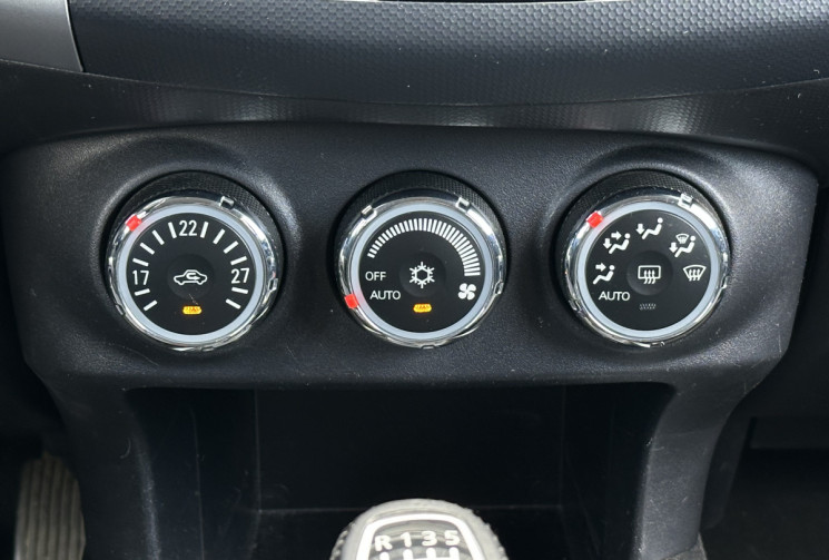 Mitsubishi OUTLANDER 2.2 DI-D Intense 4X4 177 cv 7 places 