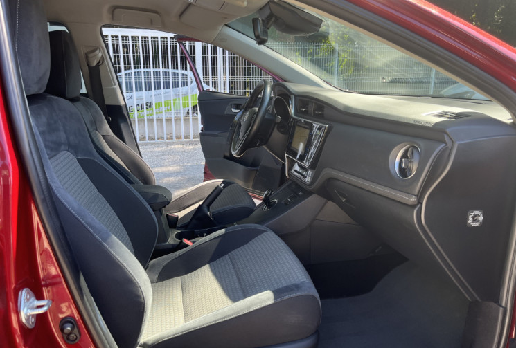 Toyota Auris Touring Sports 1.8 Hybride 136H Collection / Entretien Toyota / GARANTIE TOYOTA 07/2026