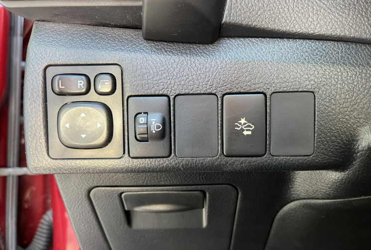 Toyota Auris Touring Sports 1.8 Hybride 136H Collection / Entretien Toyota / GARANTIE TOYOTA 07/2026