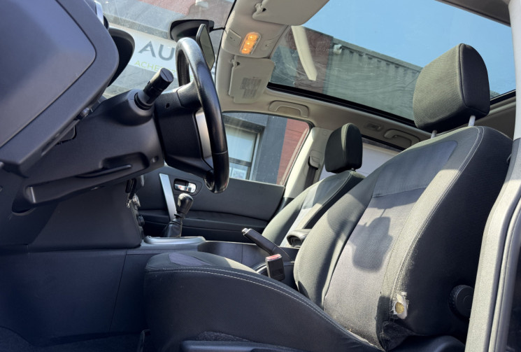Nissan Qashqai 1.5 dCi 110 cv Connect edition