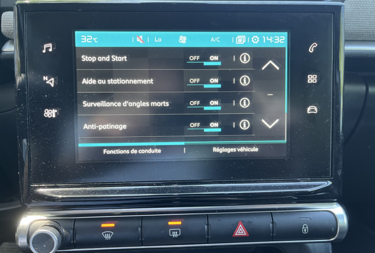 Citroën C3 1.2 Puretech 110 SHINE  EAT6 / Distribution OK / Carplay / Caméra + Radars