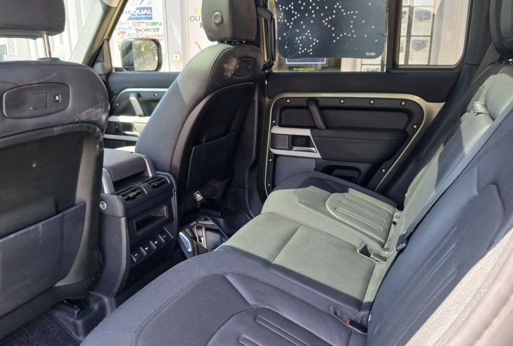 Land-Rover Defender II 110 D240 SD4 2.0 TDCI 4WD FIRST EDITION
