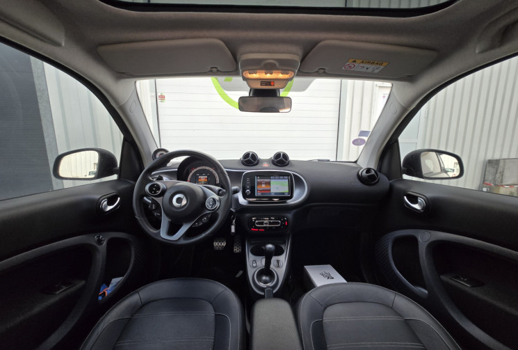 SMART Fortwo 90ch prime twinamic * CAMERA * SIEGES CHAUFFANTS * TOIT PANORAMIQUE *