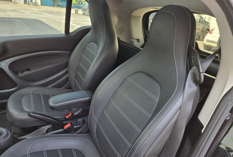 SMART Fortwo 90ch prime twinamic * CAMERA * SIEGES CHAUFFANTS * TOIT PANORAMIQUE *