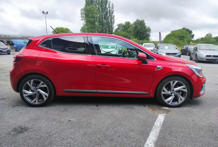 Renault Clio V 1.6 140 E-TECH HYBRID RS LINE