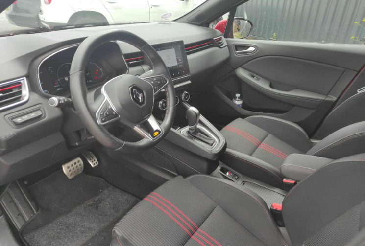 Renault Clio V 1.6 140 E-TECH HYBRID RS LINE