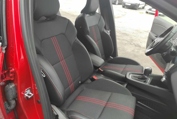 Renault Clio V 1.6 140 E-TECH HYBRID RS LINE