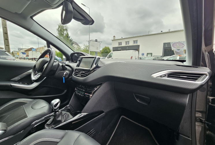 Peugeot 2008  1.2 THP Puretech 12V S&S 130 cv
