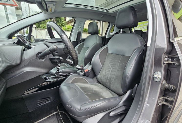 Peugeot 2008  1.2 THP Puretech 12V S&S 130 cv