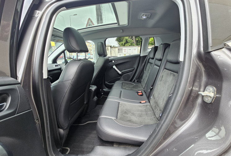 Peugeot 2008  1.2 THP Puretech 12V S&S 130 cv