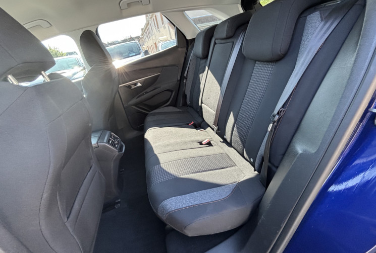 Peugeot 3008 1.5 BlueHDi 130 CH / EAT8 / ACTIVE BUSINESS