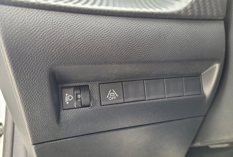 Peugeot 208 PURETECH 100 S&S BVM6 ACTIVE