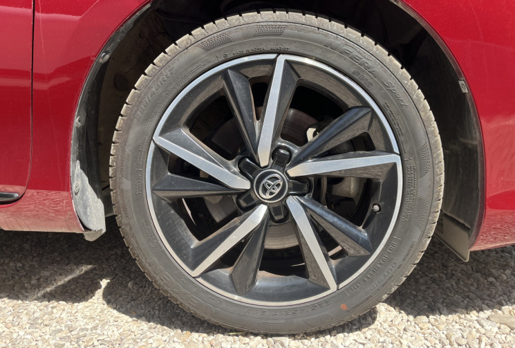 Toyota Auris Touring Sports 1.8 Hybride 136H Collection / Entretien Toyota / GARANTIE TOYOTA 07/2026