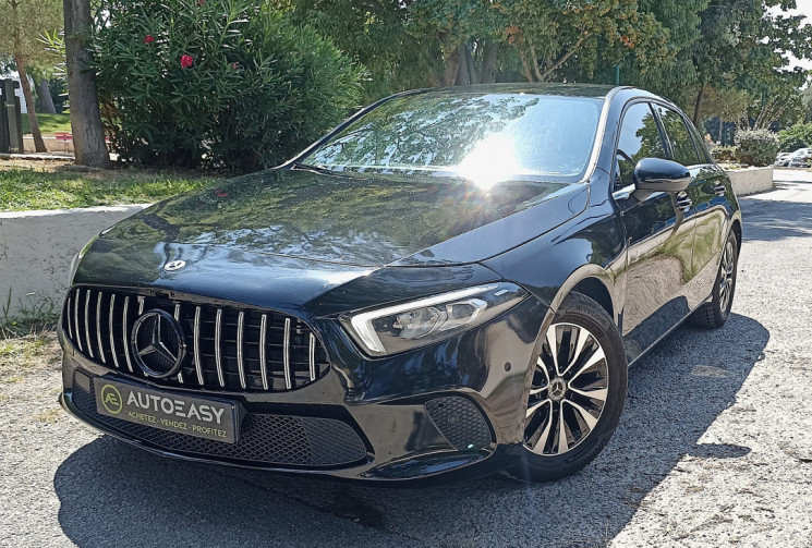 Mercedes Classe A A180 136 CH Progressive line - Grand écran - Cuir