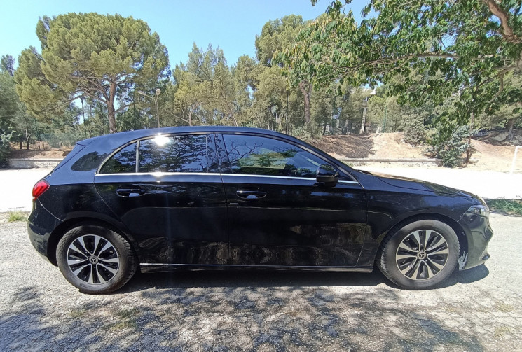 Mercedes Classe A A180 136 CH Progressive line - Grand écran - Cuir