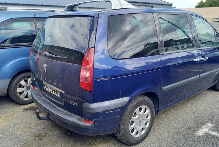 Peugeot 807 2.0 HDI 110 POUR PRO DE L'AUTOMOBILE
