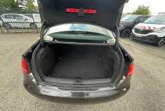 Audi A4 2.0 TDI / 143 CH / S LINE