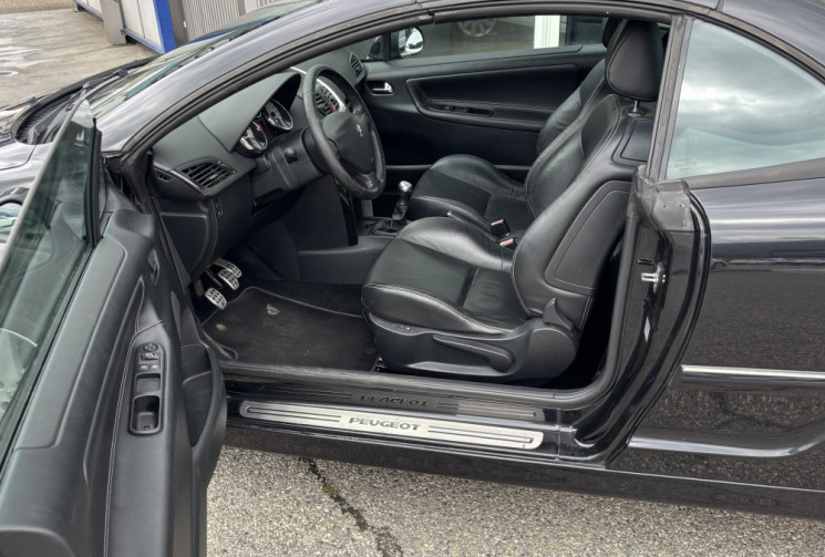 Peugeot 207 CC 1.6 16V 120 Pack sport cuir complet