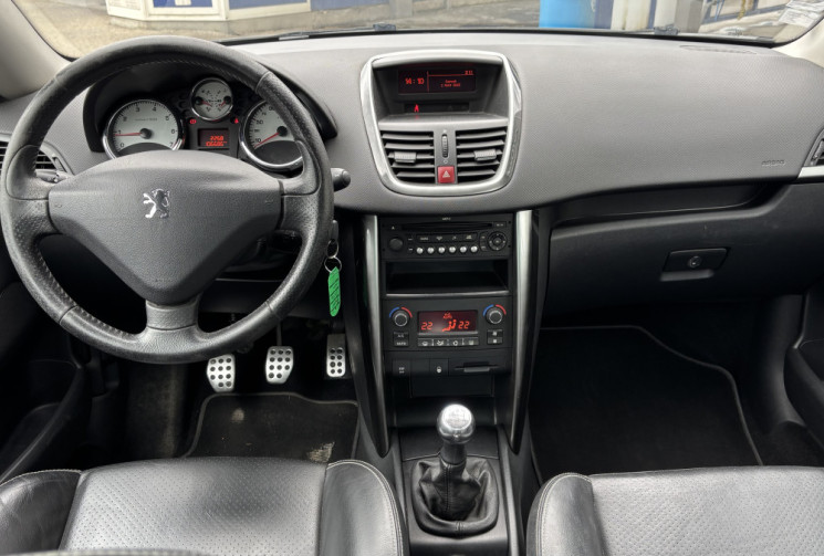 Peugeot 207 CC 1.6 16V 120 Pack sport cuir complet
