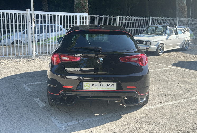 Alfa Romeo GIULIETTA III QV 1750 TBi 235 Quadrifoglio Caméra de recul / Carplay / Distri changée