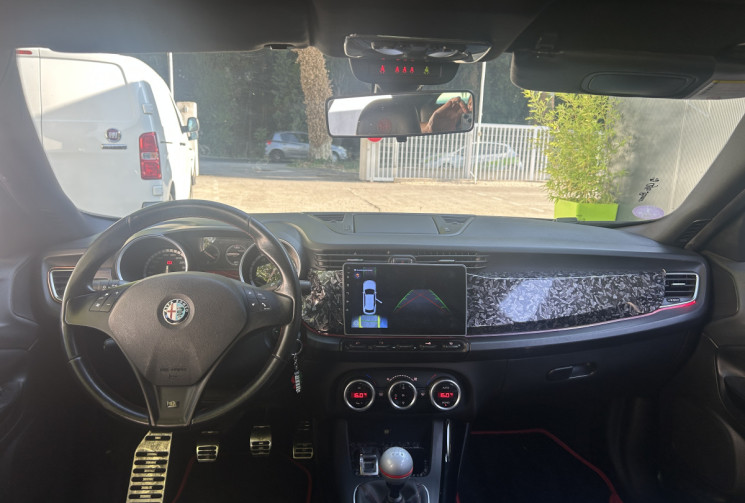 Alfa Romeo GIULIETTA III QV 1750 TBi 235 Quadrifoglio Caméra de recul / Carplay / Distri changée