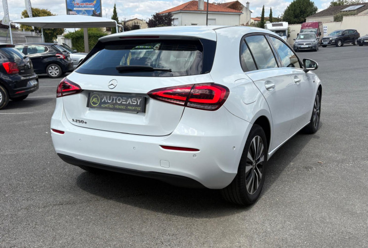 Mercedes Classe A 250 E 8G-DCT 218 BUSINESS LINE  / EXCELLENT ETAT / 1ERE MAIN / GARANTIE 12 MOIS