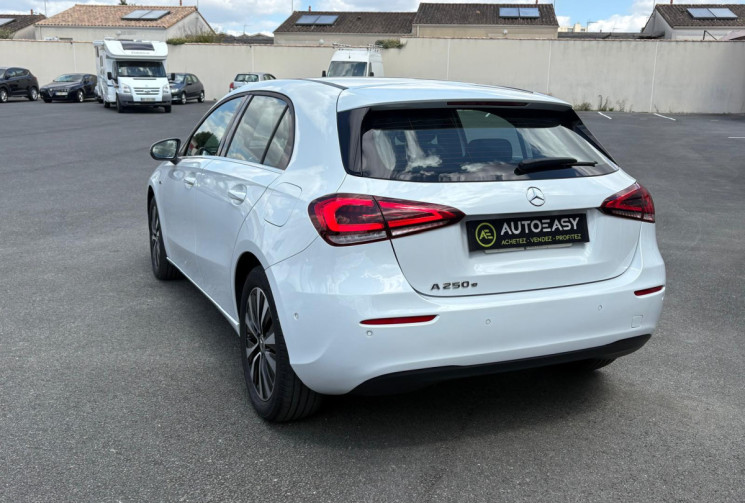 Mercedes Classe A 250 E 8G-DCT 218 BUSINESS LINE  / EXCELLENT ETAT / 1ERE MAIN / GARANTIE 12 MOIS