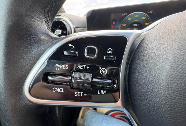 Mercedes Classe A 250 E 8G-DCT 218 BUSINESS LINE  / EXCELLENT ETAT / 1ERE MAIN / GARANTIE 12 MOIS