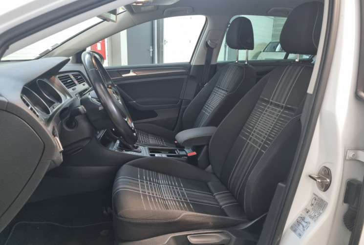 Volkswagen Golf 1.4 TSI 125 ch BlueMotion Technology Lounge DSG7 / Kit éthanol installé