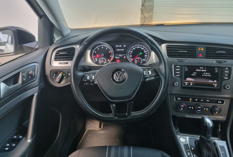 Volkswagen Golf 1.4 TSI 125 ch BlueMotion Technology Lounge DSG7 / Kit éthanol installé