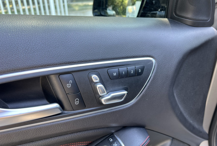 Mercedes Classe A 220 d 7G-DCT Fascination AMG / Toit Ouvrant / Sièges Electriques Chauffants 