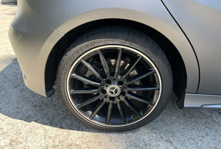 Mercedes Classe A 220 d 7G-DCT Fascination AMG / Toit Ouvrant / Sièges Electriques Chauffants 