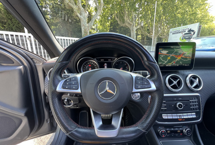 Mercedes Classe A 220 d 7G-DCT Fascination AMG / Toit Ouvrant / Sièges Electriques Chauffants 