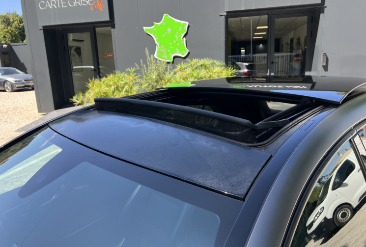 Mercedes Classe A 220 d 7G-DCT Fascination AMG / Toit Ouvrant / Sièges Electriques Chauffants 