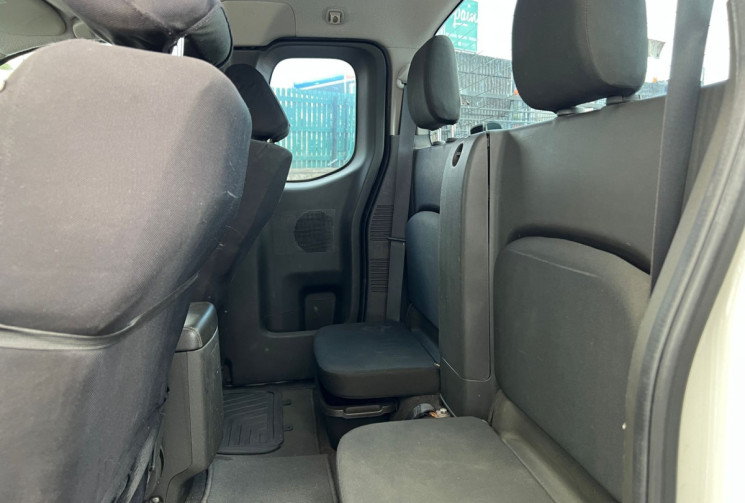 Nissan Navara Phase 2 2.5 dCi Pickup KING CAB 4WD 144 cv CONNECT EDITION