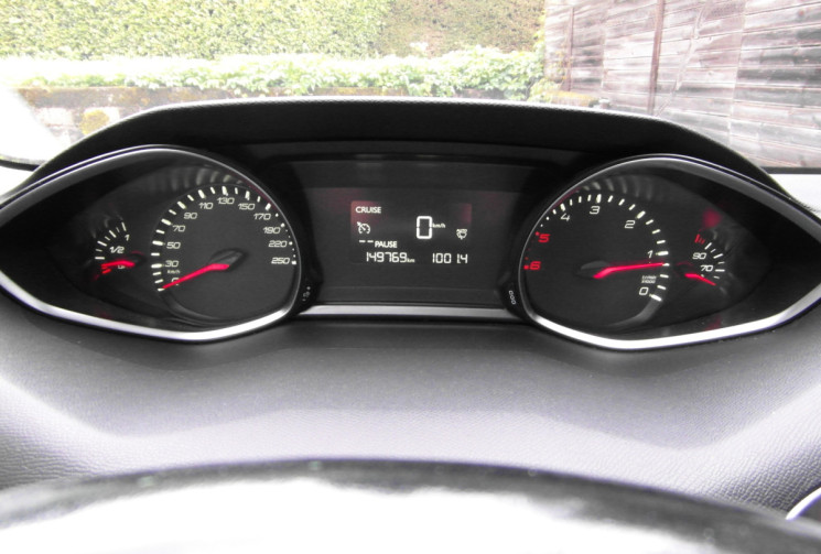 Peugeot 308 308 SW 1.6 BLUEHDI 120CH ACTIVE DISTRIBUTION OK