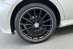 Mercedes Classe A (W176) 200 1.6 TURBO 156 FASCINATION PACK AMG * TOIT OUVRANT * ENTRETIEN COMPLET 