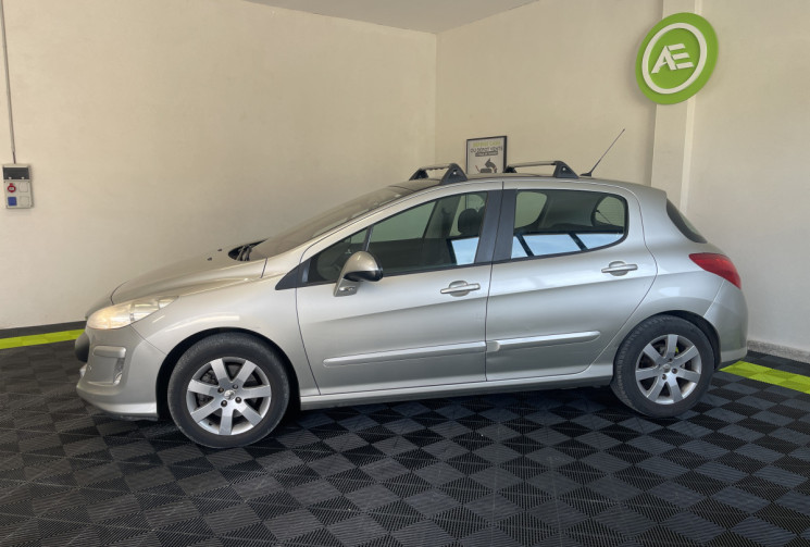 Peugeot 308 2.0 HDi136 Feline FAP BVA 