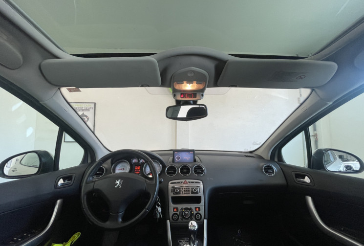 Peugeot 308 2.0 HDi136 Feline FAP BVA 