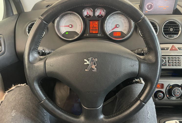 Peugeot 308 2.0 HDi136 Feline FAP BVA 