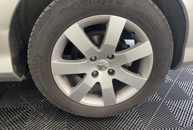 Peugeot 308 2.0 HDi136 Feline FAP BVA 