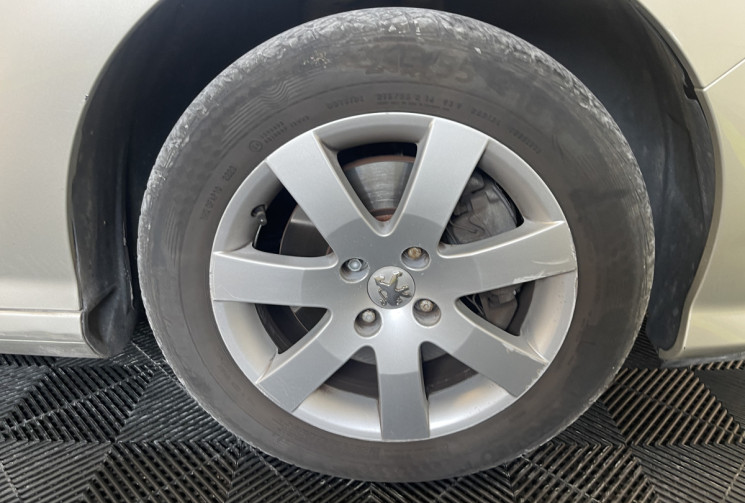 Peugeot 308 2.0 HDi136 Feline FAP BVA 