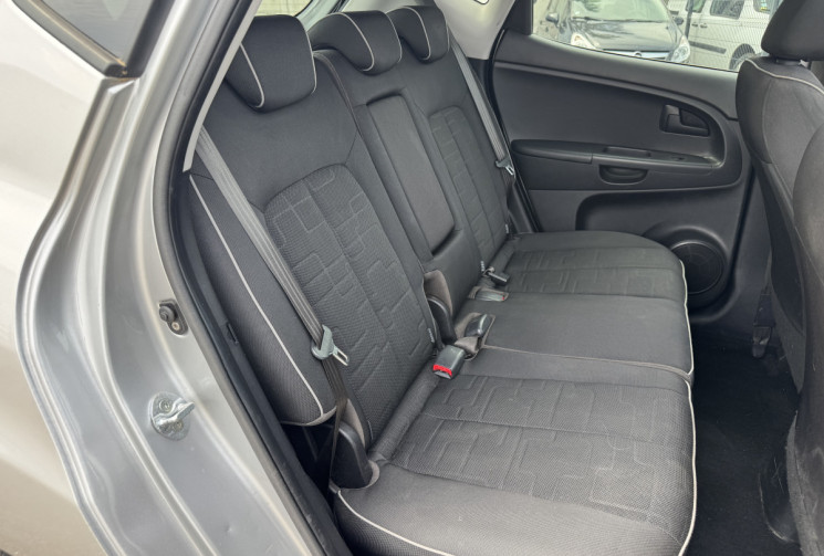 Kia VENGA 1.6 CRDI / 115 CH / PREMIUM 